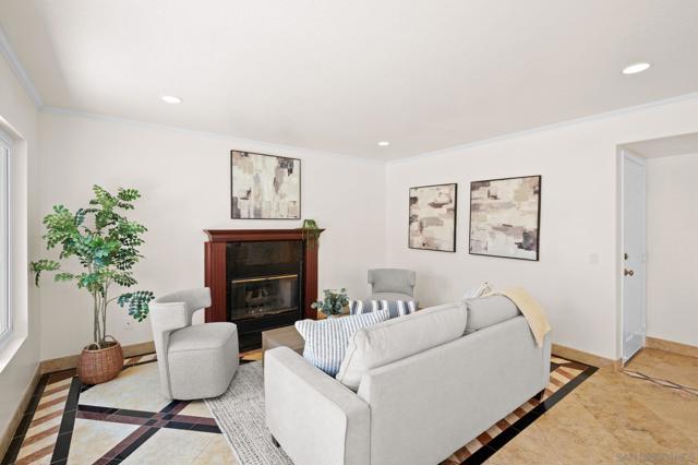 1669 Lisbon Pl, Escondido CA: https://media.crmls.org/mediaz/4324b4dd-1230-4066-a0d1-b47cc3d40398.jpg