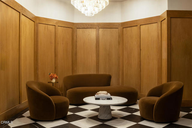 Detail Gallery Image 3 of 46 For 124 W Colorado St #404,  Glendale,  CA 91204 - 2 Beds | 2 Baths