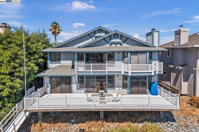 5690 Beaver Lane, Discovery Bay CA: https://media.crmls.org/mediaz/432549df-1b66-4bbb-ba2d-5e93d106c7ad.jpg