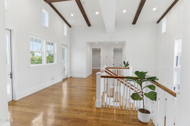 5 Bed Home for Sale in Los Angeles, California