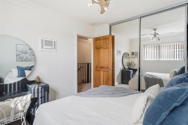 5505 Adelaide Avenue, San Diego CA: https://media.crmls.org/mediaz/432719cf-e231-4f12-a701-975953eea919.jpg