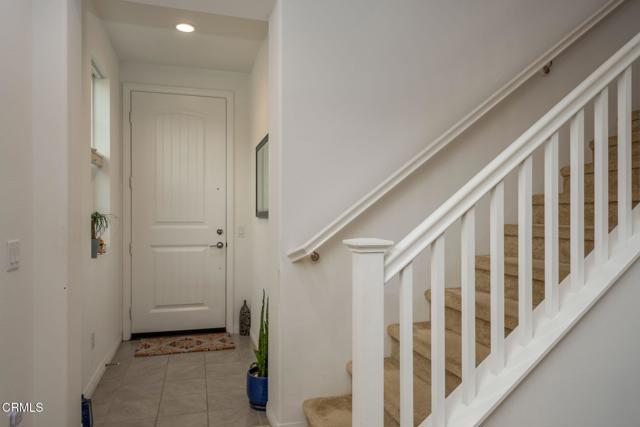 Detail Gallery Image 3 of 47 For 231 Inspiration, Camarillo,  CA 93012 - 4 Beds | 2/1 Baths