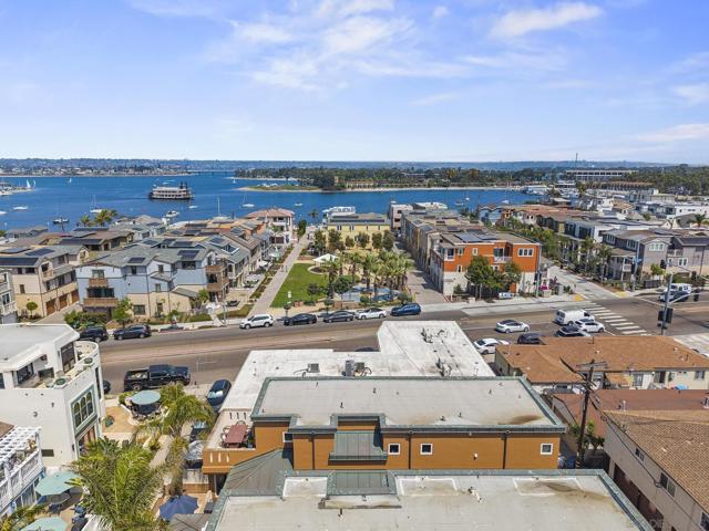 735 Jersey Court, San Diego CA: https://media.crmls.org/mediaz/432a3c27-e5eb-417c-9227-e8e898d4623f.jpg