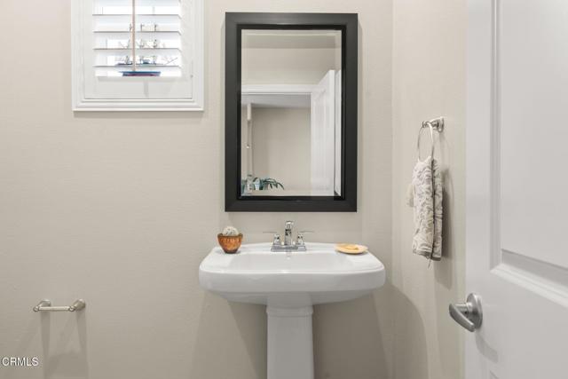 Detail Gallery Image 25 of 46 For 3729 Islander Walk, Oxnard,  CA 93035 - 4 Beds | 3/1 Baths