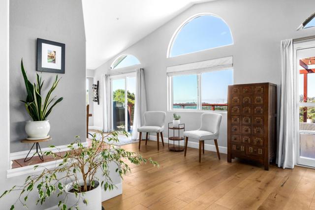 18530 Berta Ridge Place, Salinas CA: https://media.crmls.org/mediaz/432c3eaa-55f1-4af2-b83f-b3723ca241d3.jpg