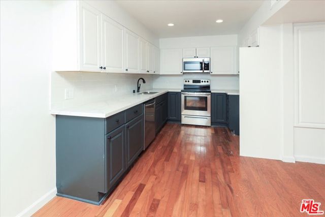225 South Tower Drive, 201 photo 8