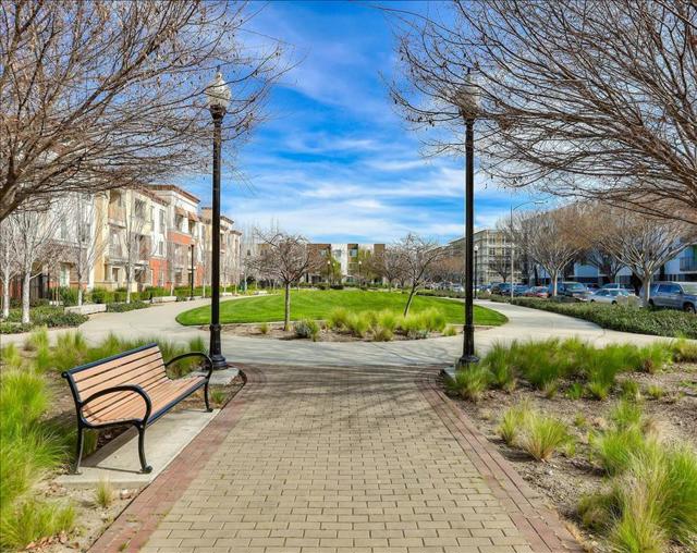 638 Willow Bend Court, San Jose CA: https://media.crmls.org/mediaz/432df16d-a3c0-4426-986b-245c22489dca.jpg