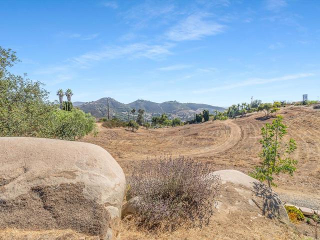 Detail Gallery Image 29 of 39 For 3020 Lynn Ln, San Marcos,  CA 92069 - – Beds | – Baths