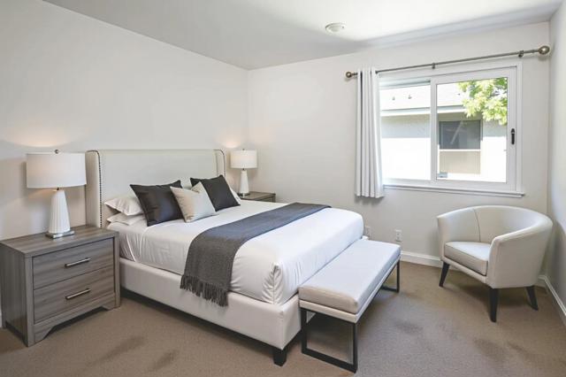 212 Albacore Lane, Foster City CA: https://media.crmls.org/mediaz/43310fd0-982b-4161-a172-3a173a84a329.jpg