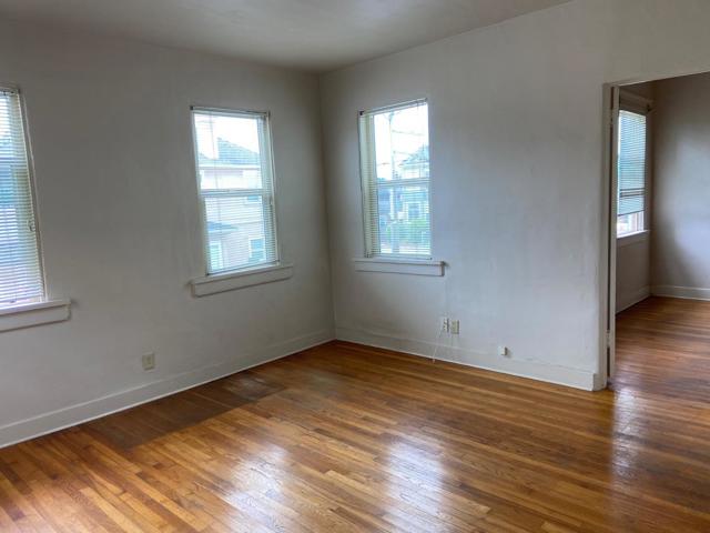 Image 15 of 28 For 419 Forest Avenue