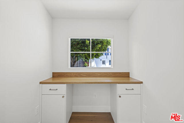 11151 Hortense Street, North Hollywood CA: https://media.crmls.org/mediaz/43340351-913e-496f-9881-c6108bbb3bf0.jpg