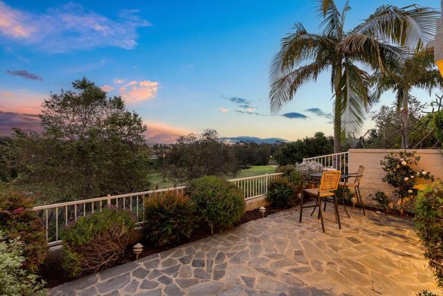 1636 Cormorant Drive, Carlsbad CA: https://media.crmls.org/mediaz/43344c00-dc33-4707-99b9-2dd61337fcf1.jpg