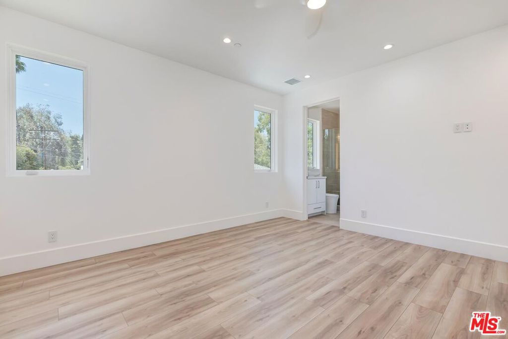MLS #26857329 image #43