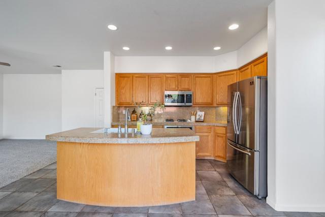 1101 Freedom Drive, Hollister CA: https://media.crmls.org/mediaz/4336cfcc-d0f9-4f49-9865-b874276f209f.jpg