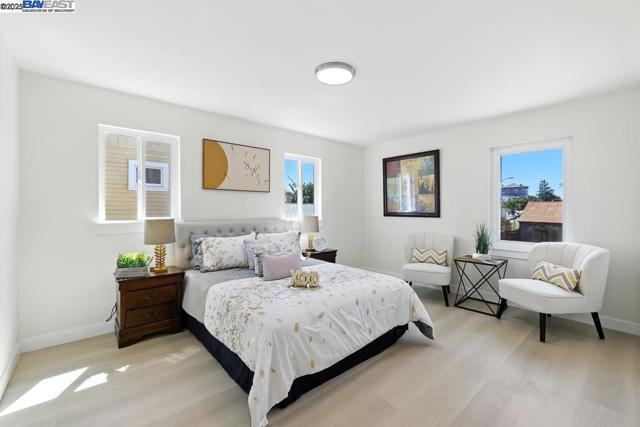 1739 E 22Nd St, Oakland CA: https://media.crmls.org/mediaz/43384247-ea2c-4674-9402-ae7ac3bc1e4a.jpg