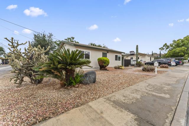 Detail Gallery Image 1 of 24 For 120 N Elm St, Escondido,  CA 92025 - 2 Beds | 1 Baths