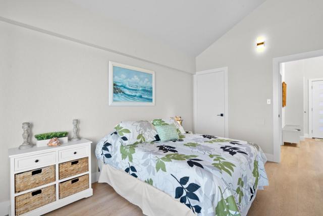 476 Oceanview Drive, La Selva Beach CA: https://media.crmls.org/mediaz/433a363b-4280-402a-b099-39bc125daf63.jpg