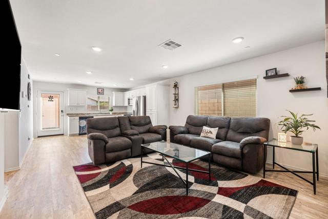 Image 4 of 38 For 67937 Rio Pecos Drive