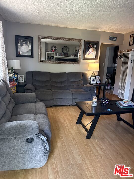 2660 Newell Street, Los Angeles, California 90039, ,Multi-Family,For Sale,Newell,25602195