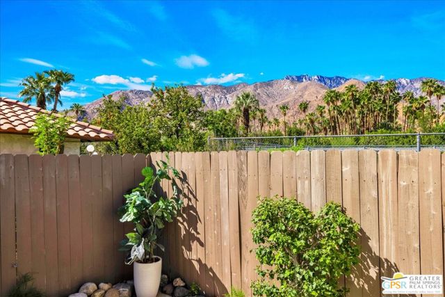 379 W Mariscal Road, Palm Springs, CA 92262