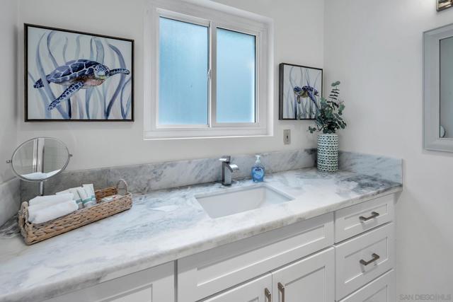 1123 25 S Pacific Street, Oceanside CA: https://media.crmls.org/mediaz/433c6833-14b4-450b-8885-07cd306c8b4d.jpg