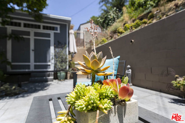 1226 Stone Street, Los Angeles CA: https://media.crmls.org/mediaz/433dbc3f-dd52-438d-8fb4-e429d76faf20.jpg