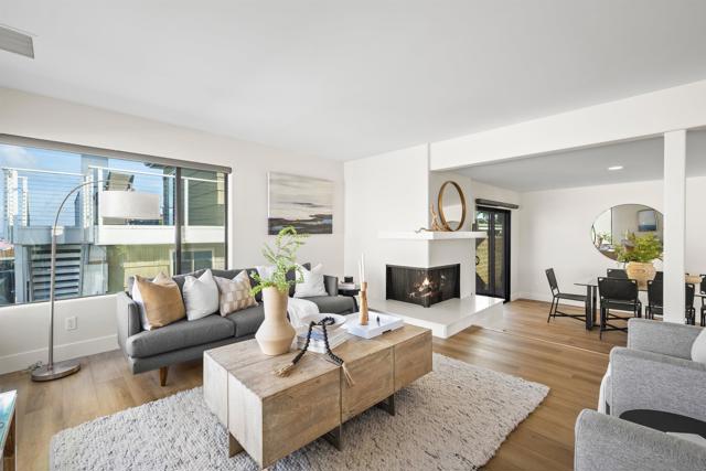 1307 Clove St, San Diego CA: https://media.crmls.org/mediaz/433dd4e1-f9c6-4f5b-88f1-e8cf9c8a9a8e.jpg