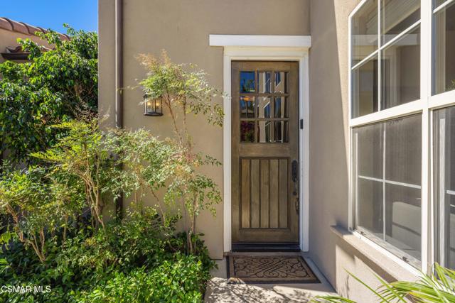 3249 Springbrook Street, Thousand Oaks CA: https://media.crmls.org/mediaz/433f1acc-61c2-4b2a-a620-4b1745cbb149.jpg