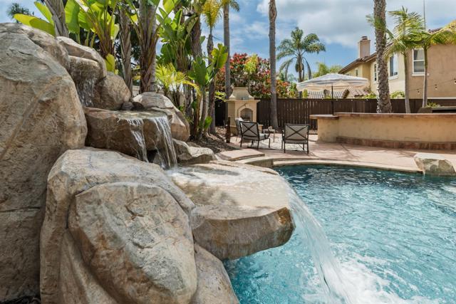 Detail Gallery Image 33 of 38 For 1749 Skimmer Ct, Carlsbad,  CA 92011 - 5 Beds | 3 Baths