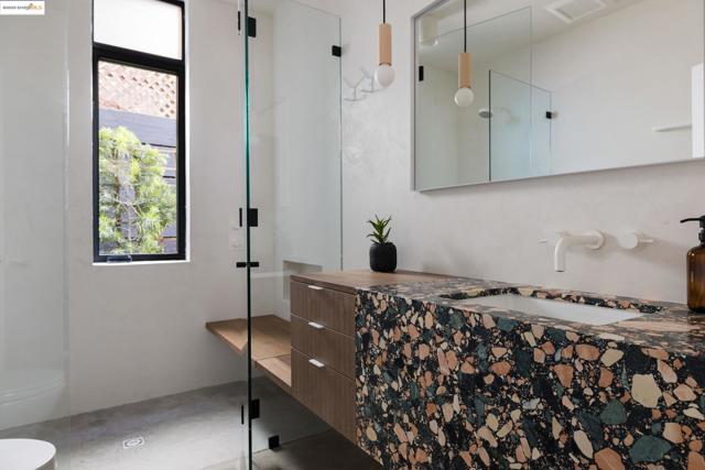 1136 Keith Ave, Berkeley CA: https://media.crmls.org/mediaz/4340a797-9130-43fa-a74a-003fab795906.jpg