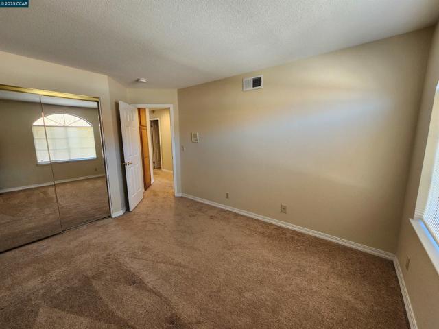 617 S Blackbrush Ln, San Ramon CA: https://media.crmls.org/mediaz/4341de69-9a6e-4177-a457-dff0ec2c2787.jpg