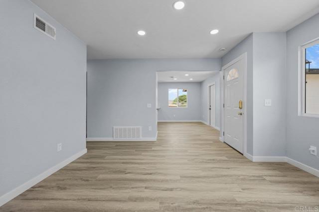 8566 Atlas View Drive, Santee CA: https://media.crmls.org/mediaz/434205f0-106d-4acd-90f8-22b16625b1e1.jpg