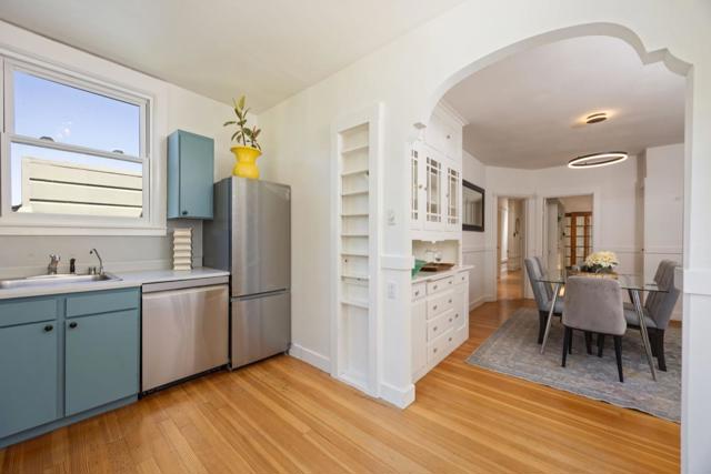 3280 Folsom Street, San Francisco CA: https://media.crmls.org/mediaz/434247ff-36ed-48b2-af31-2a4101f8eb46.jpg
