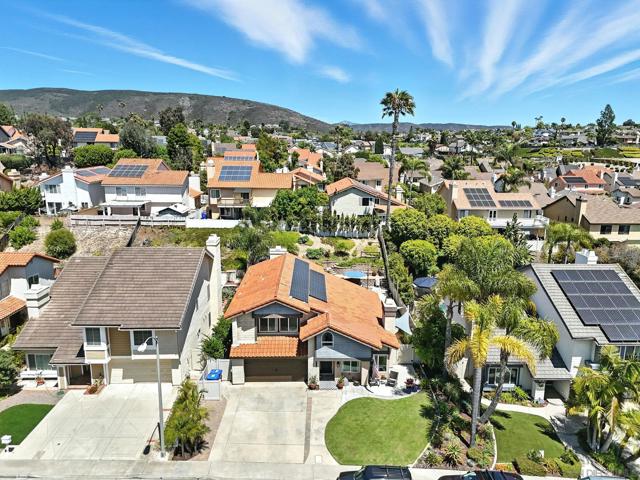 13445 Appalachian Way, San Diego CA: https://media.crmls.org/mediaz/43433b4e-62b8-4d45-a040-dfef8f6eb9dc.jpg