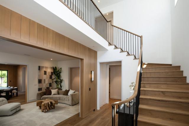 240 Valparaiso Avenue, Atherton CA: https://media.crmls.org/mediaz/43434e33-662e-421f-b9d0-f62cf7de002b.jpg