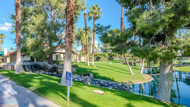 1139 Via Feliz, Cathedral City CA: https://media.crmls.org/mediaz/43442307-18e5-40b9-ae64-892bf0f2b990.jpg