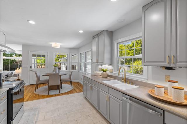 581 Pamlar Avenue, San Jose CA: https://media.crmls.org/mediaz/43448a12-fdca-42d6-821d-5c4dcf401f5c.jpg
