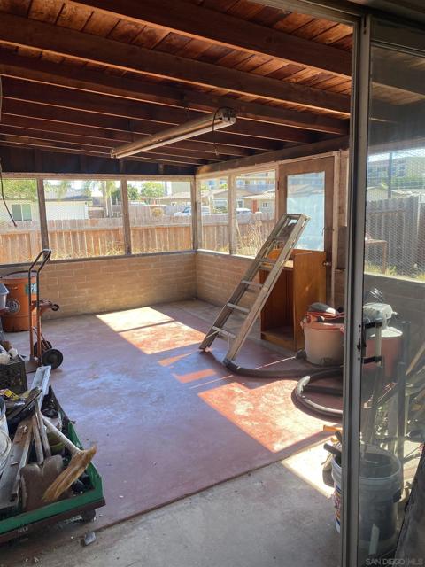 4970 Mable Way, San Diego CA: https://media.crmls.org/mediaz/4344acf6-7dc1-44a5-b43b-3d6925c8a54a.jpg
