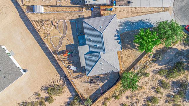 21540 Ives Dr, California City CA: https://media.crmls.org/mediaz/434521c9-e50c-43bb-9166-c9534d274bde.jpg