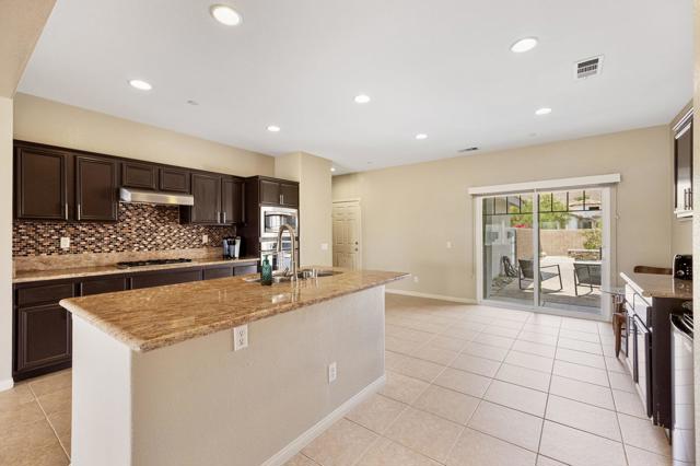 3764 Vista Dunes, Palm Springs CA: https://media.crmls.org/mediaz/43460732-2880-4528-b7a9-66225eda2be9.jpg