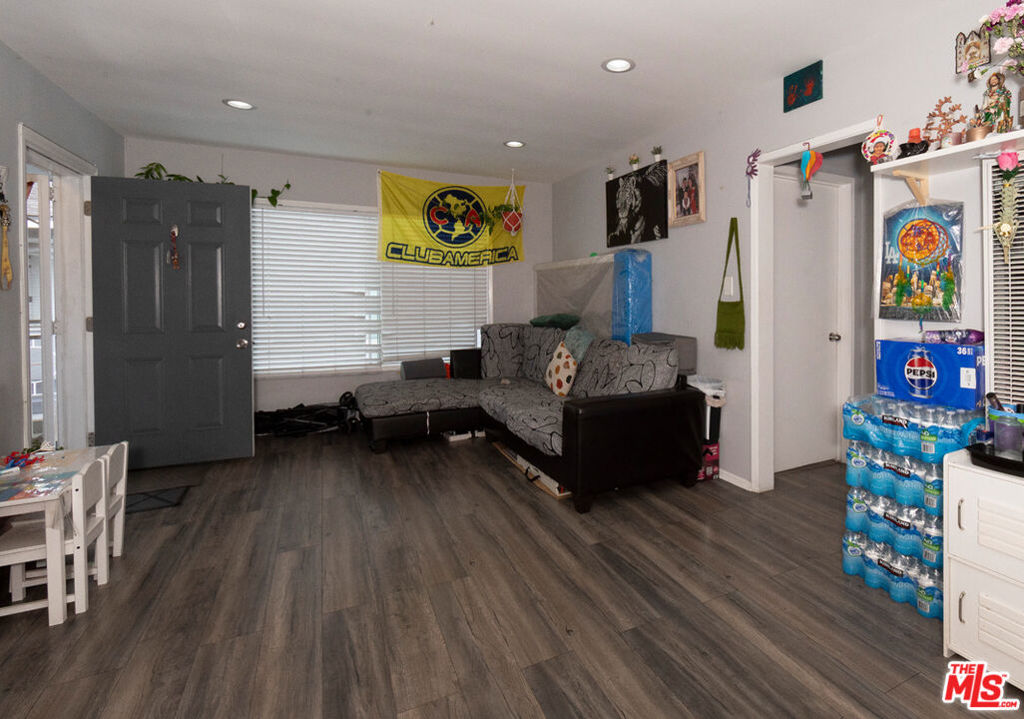 MLS #25548965 img 25