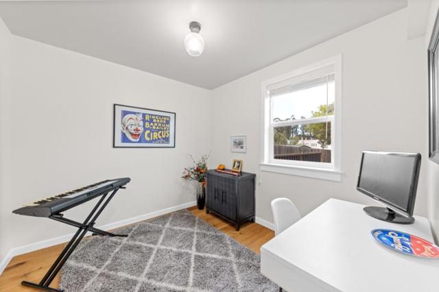 140 Saint Charles Avenue, San Francisco CA: https://media.crmls.org/mediaz/4348df10-3021-46b9-b427-48e1ef112179.jpg