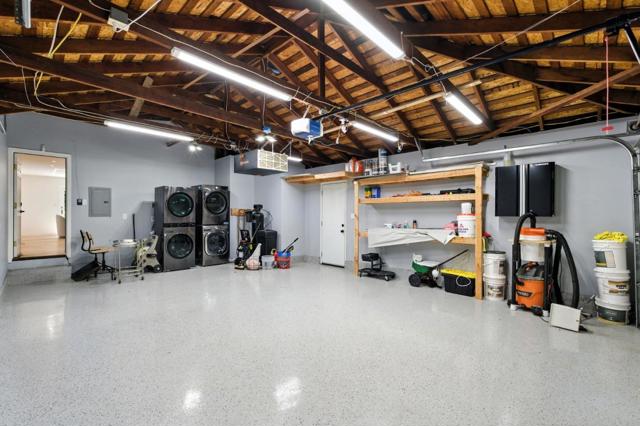 1406 Hollenbeck Avenue, Sunnyvale CA: https://media.crmls.org/mediaz/43497a14-b66f-4ba8-a29a-663d81576055.jpg