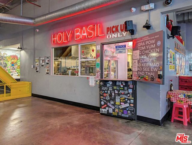 738 S Los Angeles Street, Los Angeles CA: https://media.crmls.org/mediaz/4349bc79-f291-4703-8d83-19b568bf4291.jpg