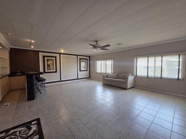 24 Mesa View Drive, Cathedral City CA: https://media.crmls.org/mediaz/434a1720-91fb-4d43-99b0-f73a38c39226.jpg