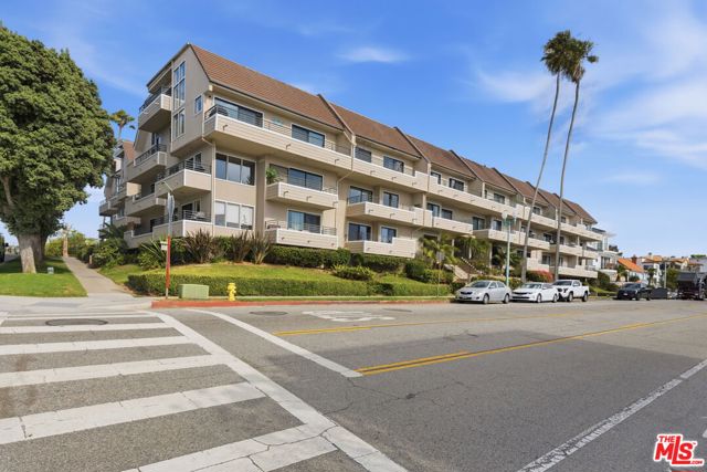 700 Esplanade, Redondo Beach, California 90277, 3 Bedrooms Bedrooms, 0 ,2 BathroomsBathrooms,Residential,For Sale,Esplanade,0,26839309 700 Esplanade, Redondo Beach, California 90277, 3 Bedrooms Bedrooms, 0 ,2 BathroomsBathrooms,Residential,For Sale,Esplanade,0,26839309