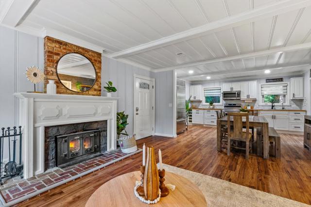 13896 Bear Creek Road, Boulder Creek CA: https://media.crmls.org/mediaz/434a6ff2-124d-4f8c-8640-082098ec9011.jpg