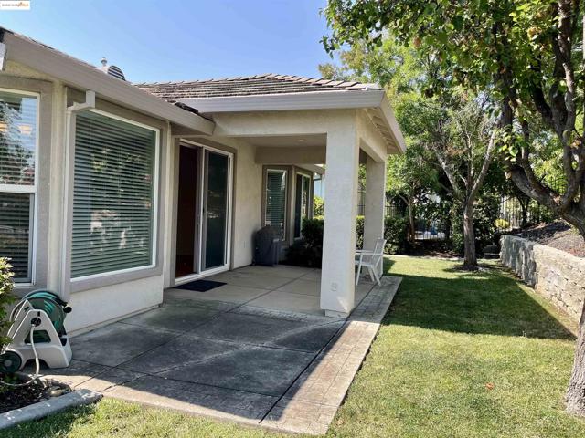 1381 BONUM WAY, Brentwood CA: https://media.crmls.org/mediaz/434a9dc2-a4a8-4354-a91f-fcd7206a500d.jpg