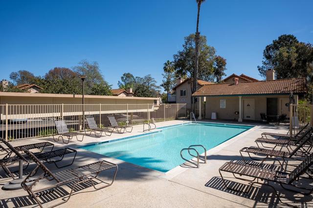 Detail Gallery Image 25 of 26 For 11337 Avenida De Los Lobos #C,  San Diego,  CA 92127 - 2 Beds | 2 Baths