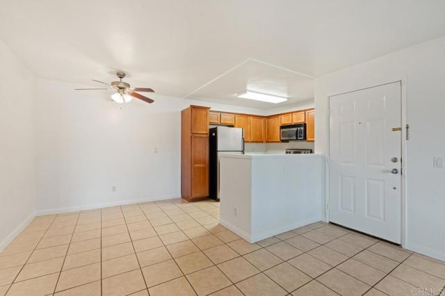 12191 Cuyamaca College Drive, El Cajon CA: https://media.crmls.org/mediaz/434b3f6e-6db0-4039-a9b2-c29ff72c6673.jpg